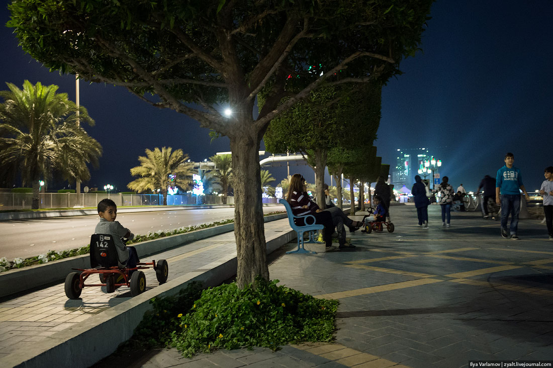 Абу-Даби, ОАЭ: часть 1 