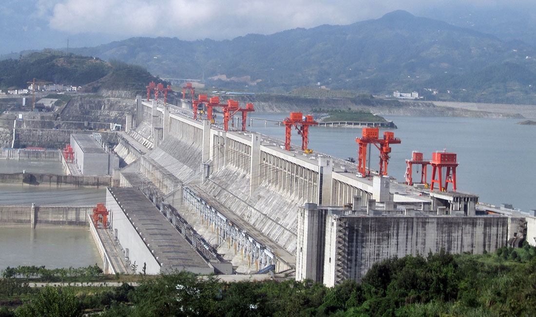  Крупнейшая в мире ГЭС и самый мрачный в мире город Ичан 