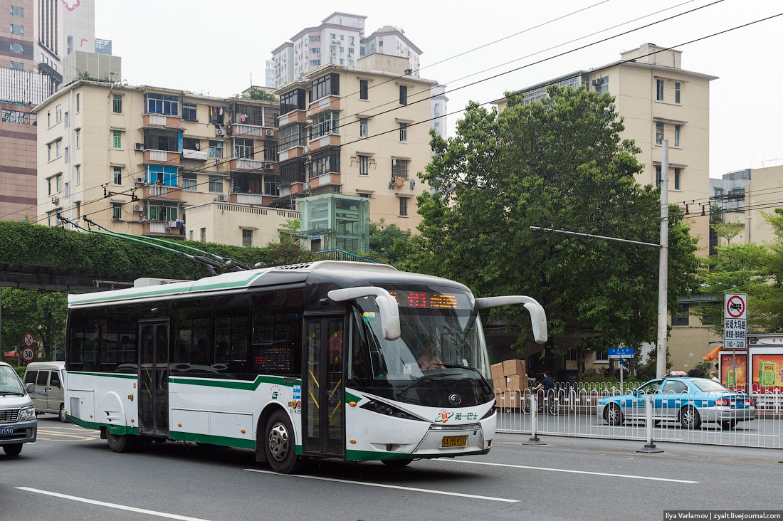 Китайские троллейбусы 