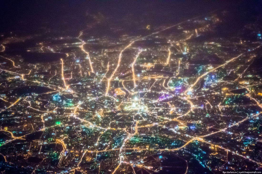 Полет над ночной Москвой 