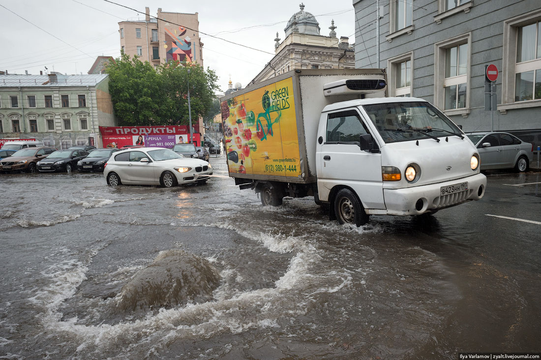 Москву затопило 