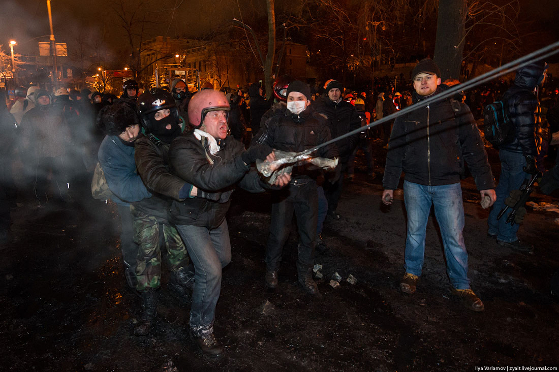 Российский блоггер: Люди вышли против Януковича (фоторепортаж)