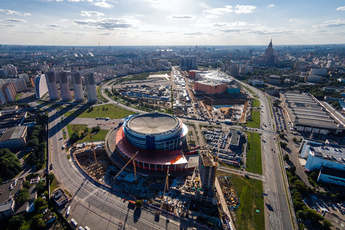 На чем полетать над Москвой? 