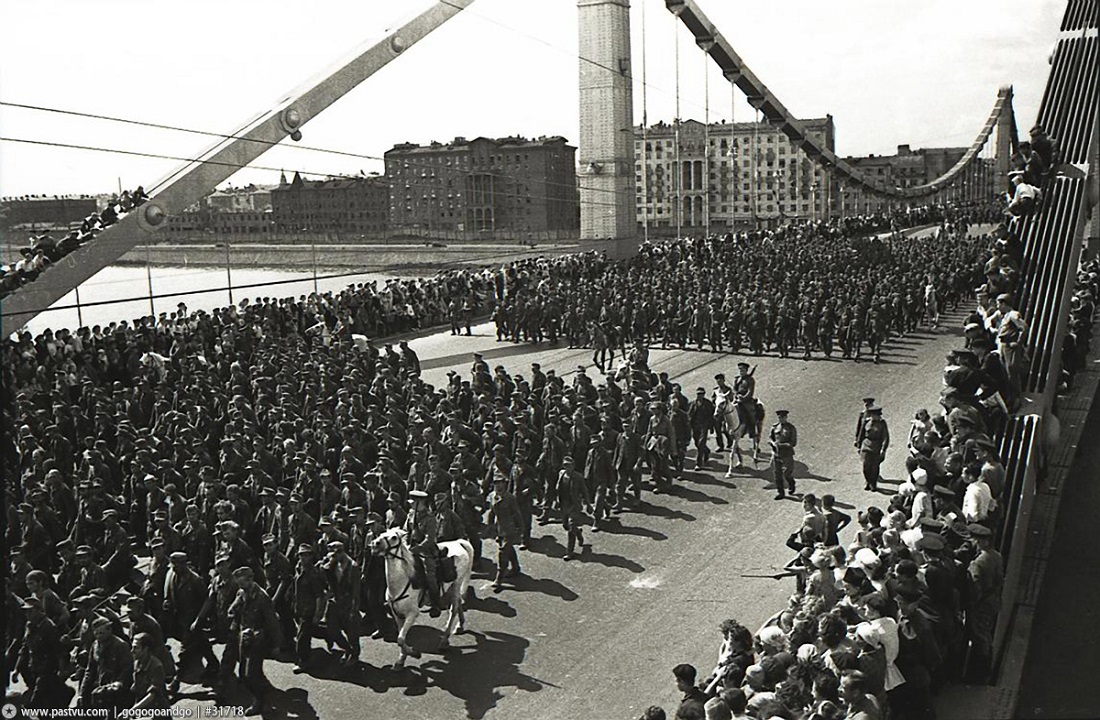Прогулка по Москве 1944 года 