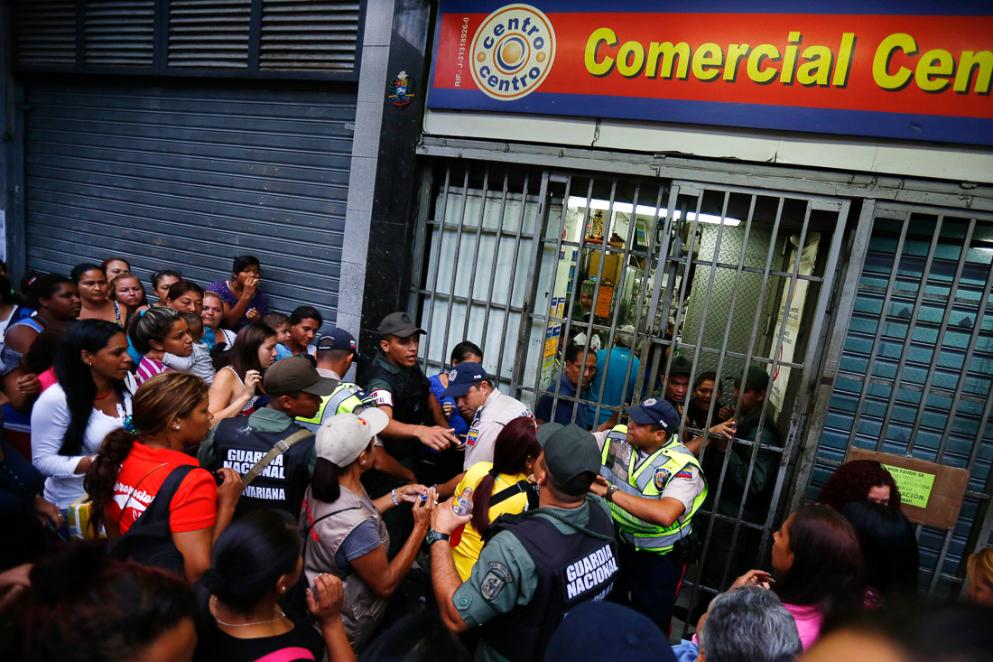 Венесуэла: А что хорошего сделал Уго Чавес? 