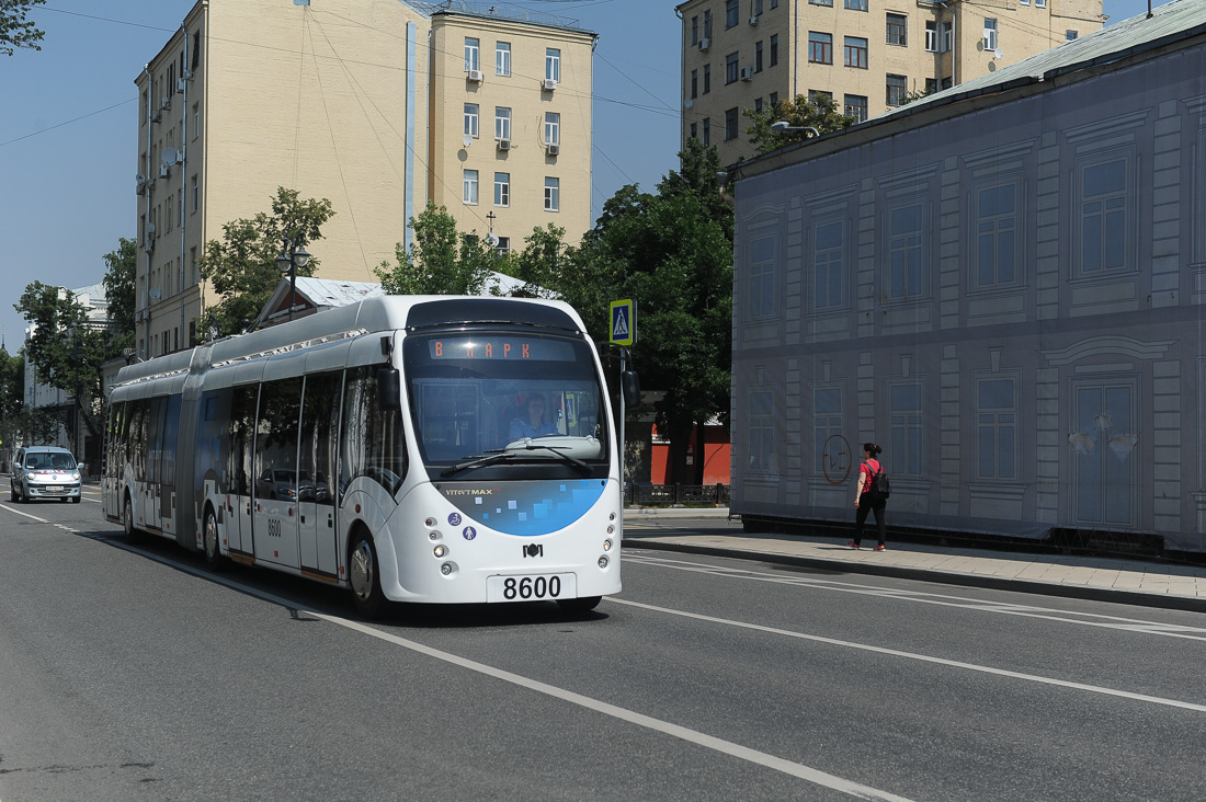 В Москве испытывают новый троллейбус