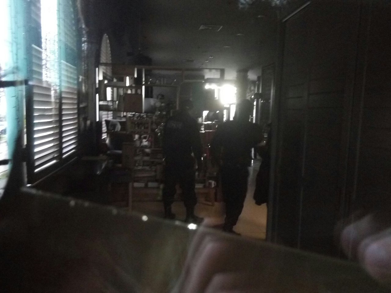 В Севастополе неизвестные в масках захватили ресторан сторонника Чалого