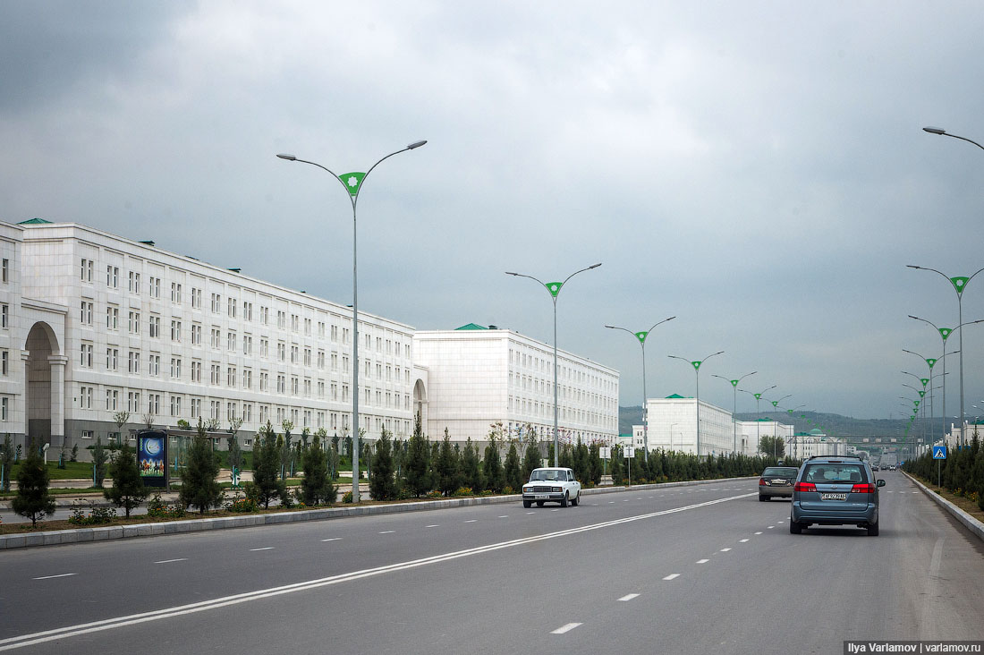 Новый район в Ашхабаде, Туркменистан