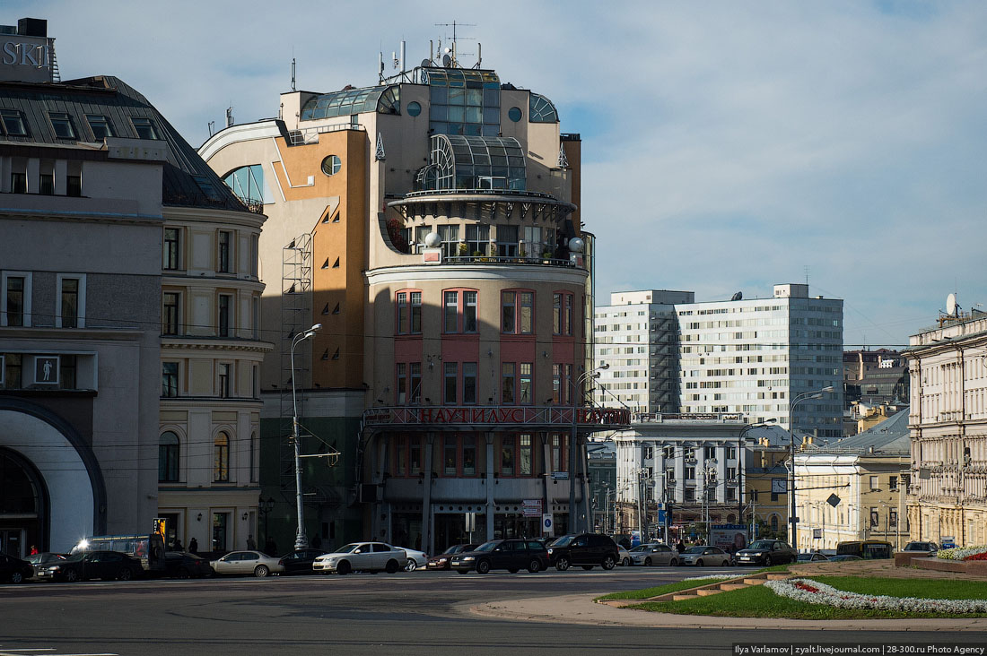 10 самых уродливых зданий Москвы