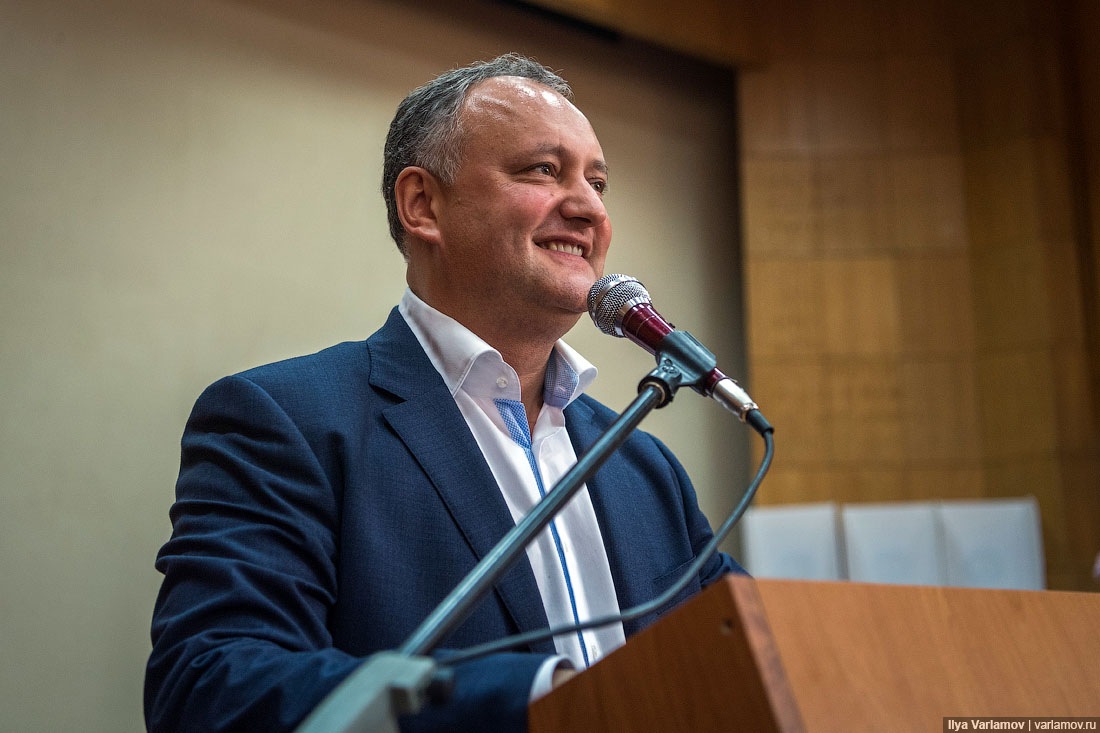 Единственный пророссийский кандидат выигрывает на выборах президента Молдавии
