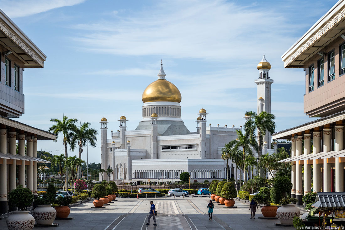 Бруней: страна, которую вы не знаете, да и не надо это вам 