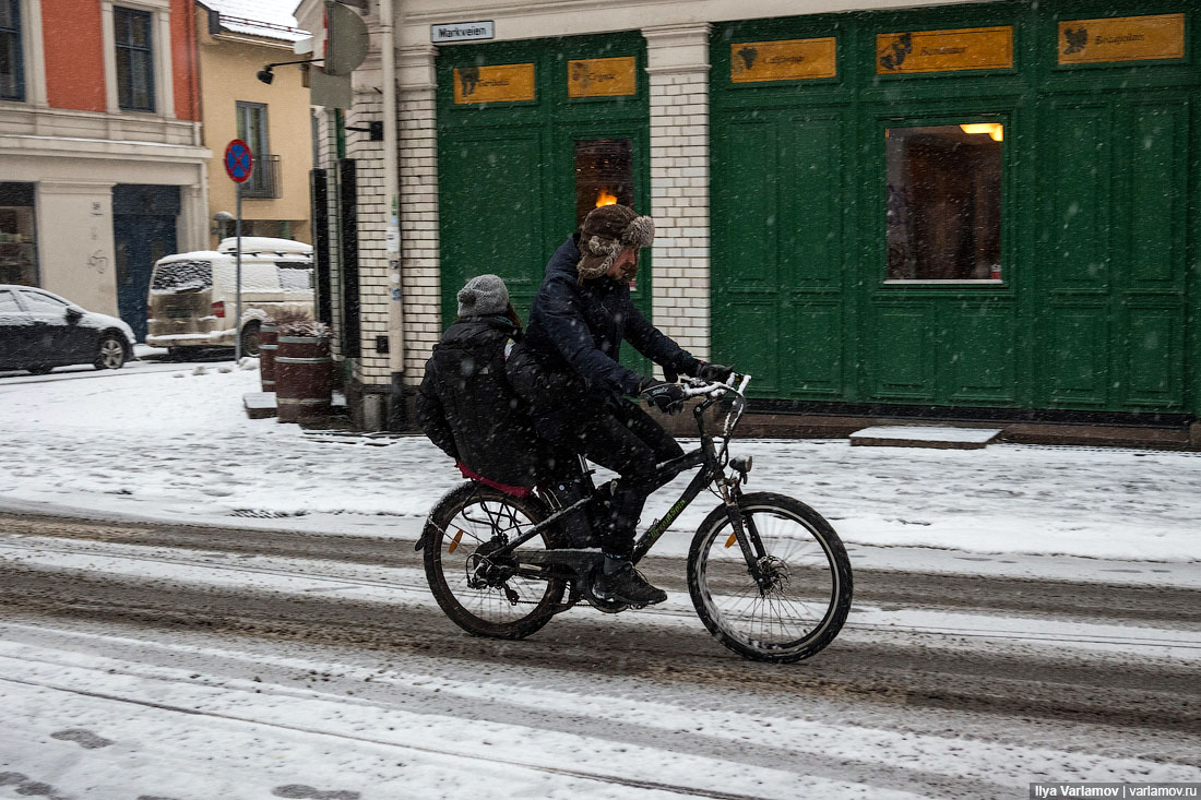 Общественный транспорт, велосипед и личный автомобиль в Осло