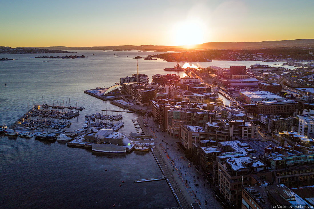 Осло: полный запрет автомобилей и самый дорогой пешеходный мост