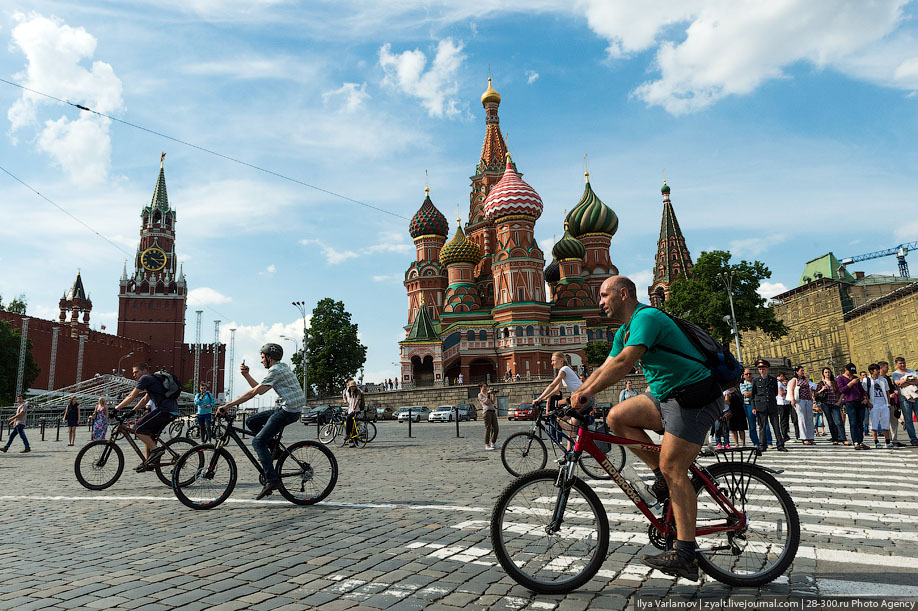Сложная и опасная жизнь московского велосипедиста