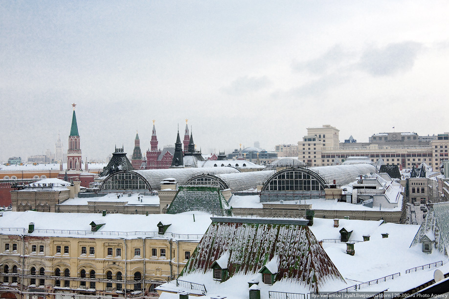 Как в Москве снег выпал. 