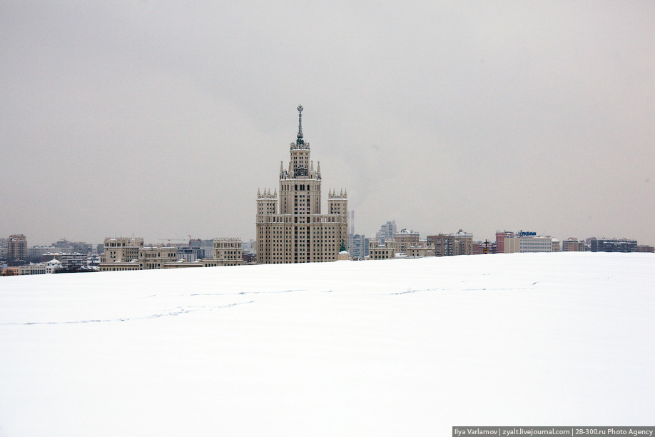 Как в Москве снег выпал. 