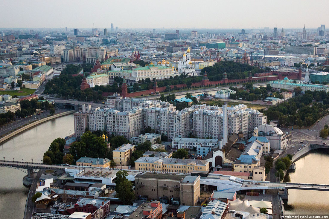 Дома на набережной москва