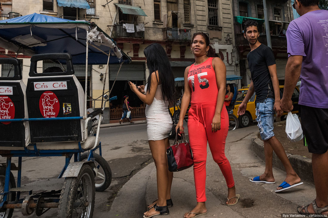 Women work to get prostitutes off milwaukee streets.