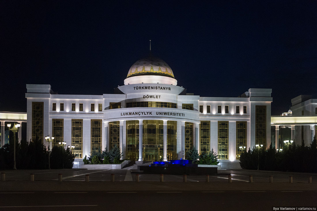 Туркменистан приглашает! Туркменистан, зданий, архитектуру, нельзя, конечно, гигантской, лучше, ничего, золотой, виртуальной, фасаде, архитектура, практически, просто, невозможно, Гурбангулы, закрыт, Сбербанк, Напомню, настоящий