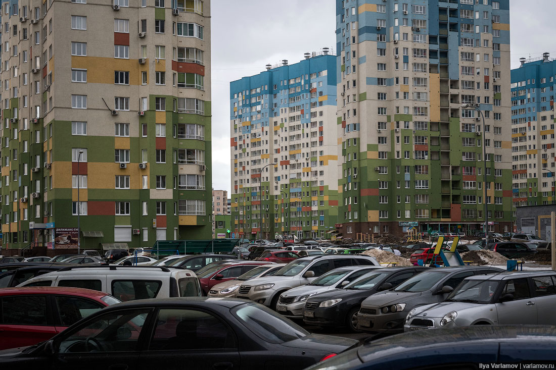Парковки во дворах Москвы станут платными! 