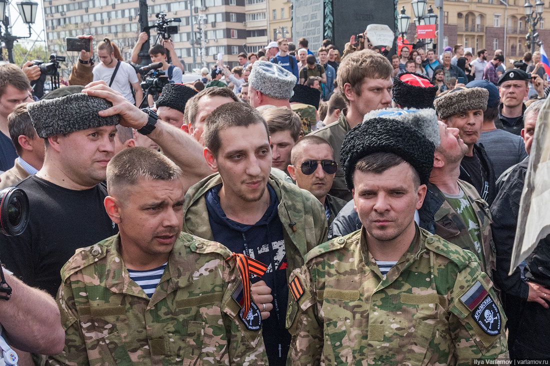 Казаки объяснили свое появление на акции Навального в Москве 