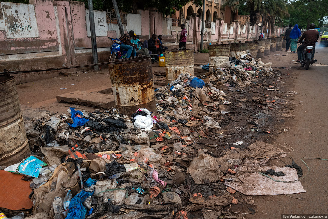 Бамако: адский рынок, сушёные обезьяны и осколки цивилизации только, можно, местный, Бамако, чтобы, стоит, поезд, назад, Нигер, обычно, стоят, через, просто, местным, которая, машины, белые, часть, будет, сломался