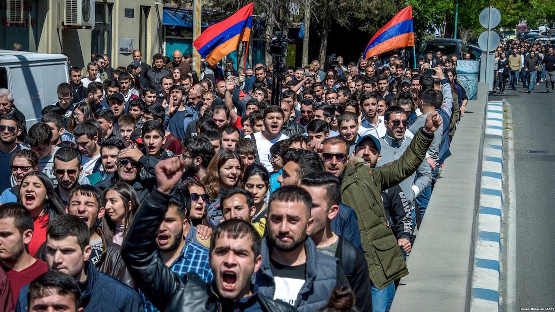 Всё, что нужно знать о революции в Армении Саргсяна, Армении, апреля, Пашинян, Саргсян, задержанных, Никол, Сержа, протестующие, после, протестующих, улицы, премьерминистра, полиция, протеста, блокировать, более, забастовки, партии, сидячие