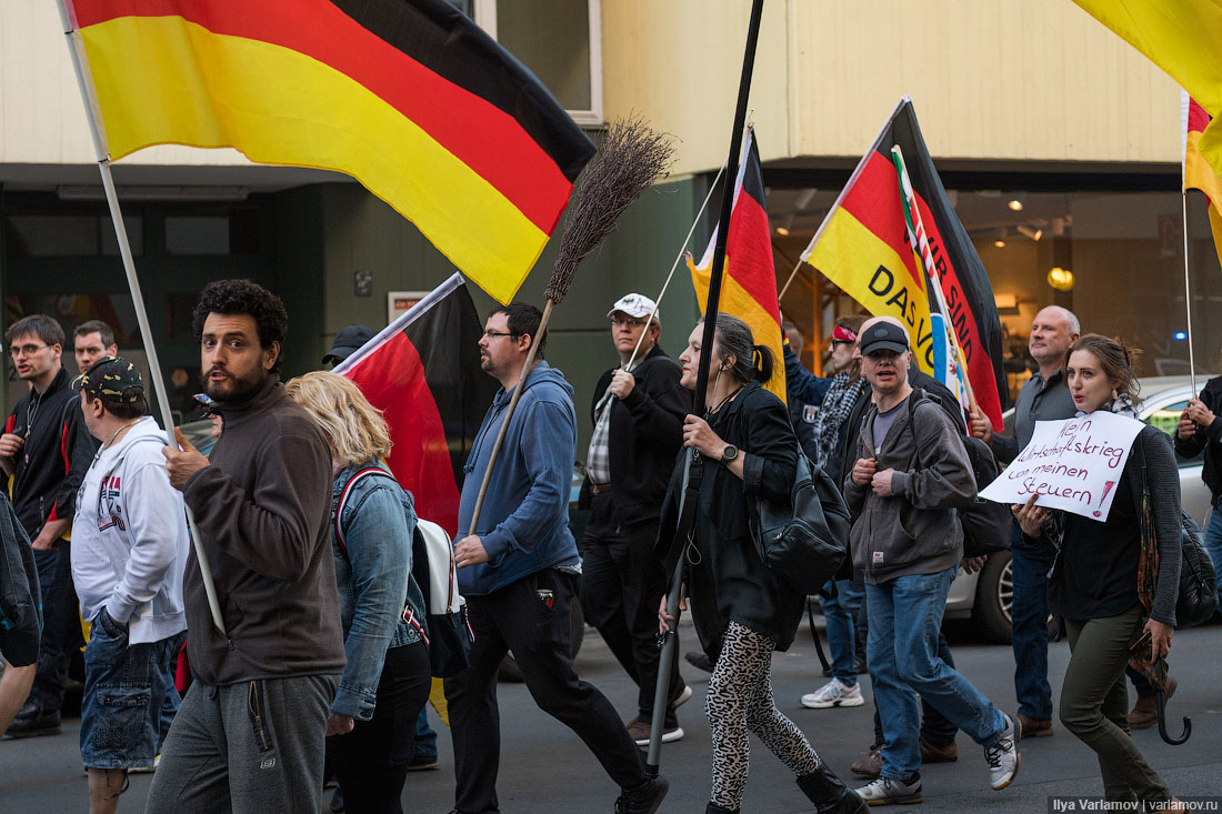 Германия без ислама Германии, против, шествия, больше, написано, участников, места, полиции, полиция, демонстрантов, другие, имеет, Ислам, несколько, транспаранте, общего, говорим, видно, только, думают