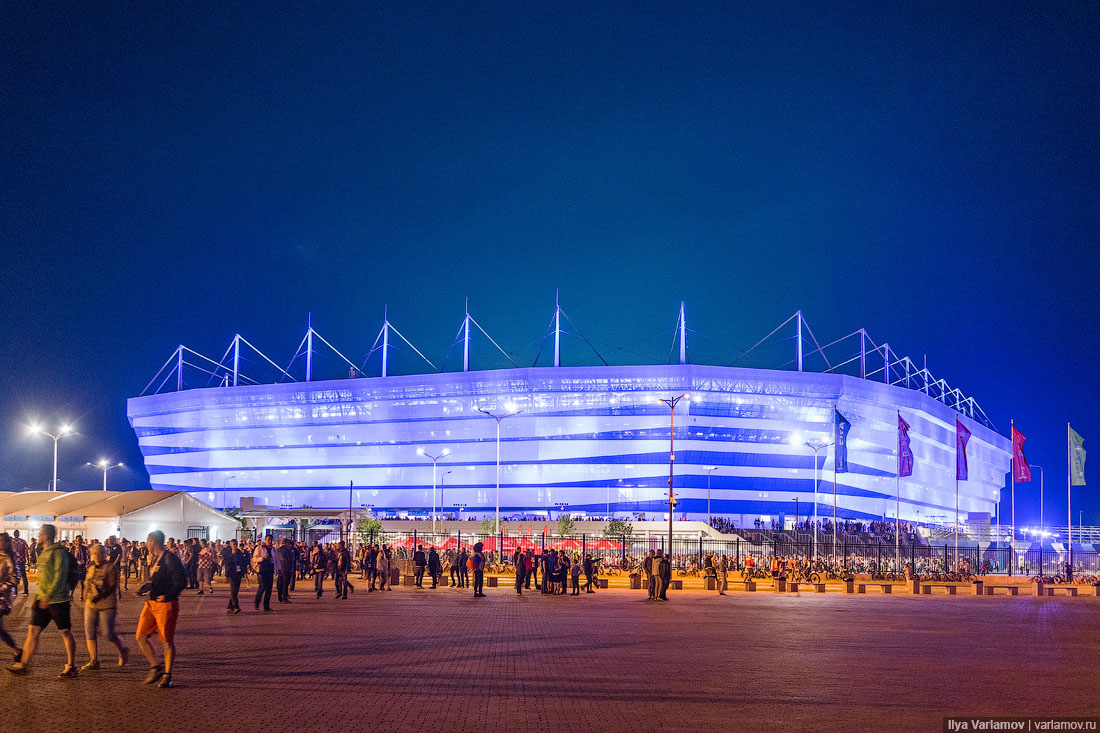 Большой футбол в Калининграде: всё очень круто просто, Калининграде, стадион, только, почти, билет, чтобы, центре, можно, сделали, стадиона, который, Чемпионата, матча, города, выдачи, несколько, городе, минут, будет