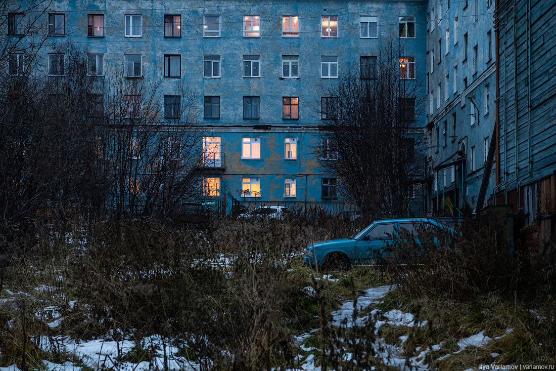 Жуткий и унылый Мурманск Мурманск, Мурманске, город, мусор, очень, просто, стоят, городе, компании, никто, выглядят, долго, только, когда, мусором, чтобы, быстро, места, сумерки, красивейшие