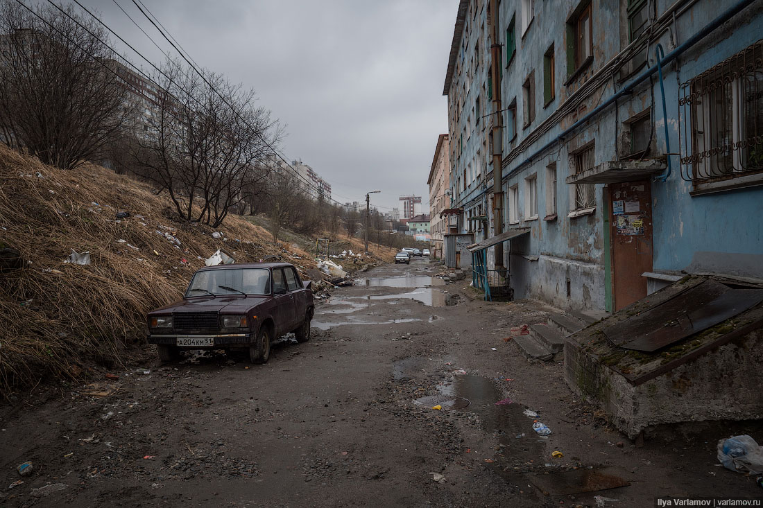 Жуткий и унылый Мурманск Мурманск, Мурманске, город, мусор, очень, просто, стоят, городе, компании, никто, выглядят, долго, только, когда, мусором, чтобы, быстро, места, сумерки, красивейшие