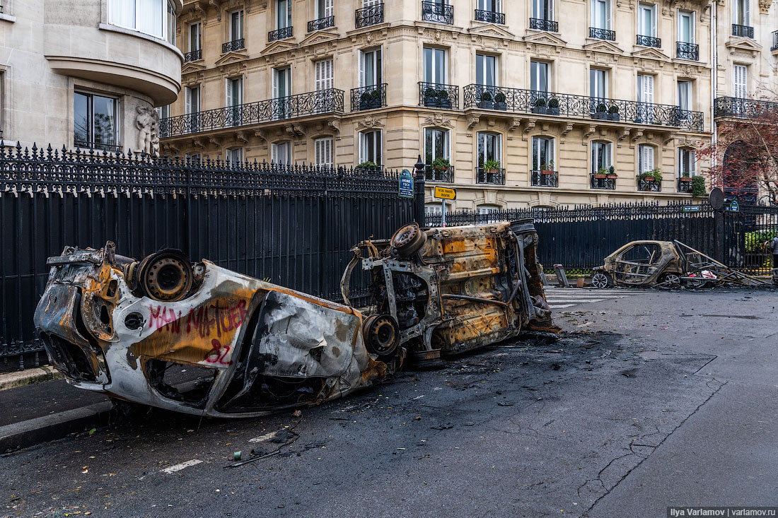 Париж: утро после погромов