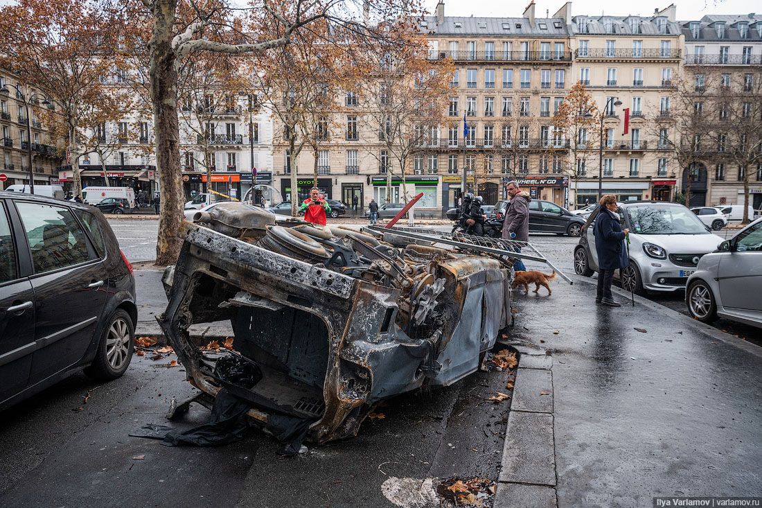 Париж: утро после погромов 