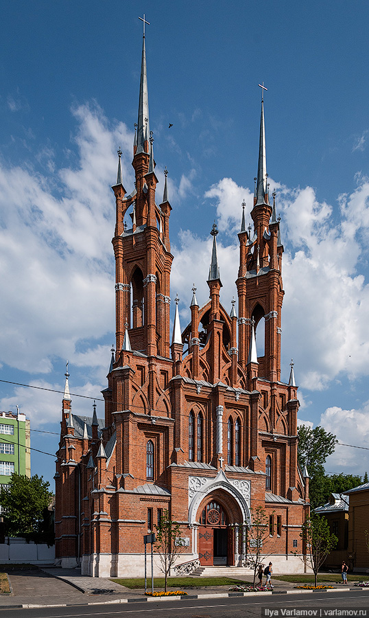 Храм пресвятого сердца иисуса. Храм Пресвятого Иисуса Самара. Католическая Церковь Пресвятого сердца Иисуса Самара. Самара польский католический костел. Храм Пресвятого сердца Иисуса (польский костел) в Самаре.