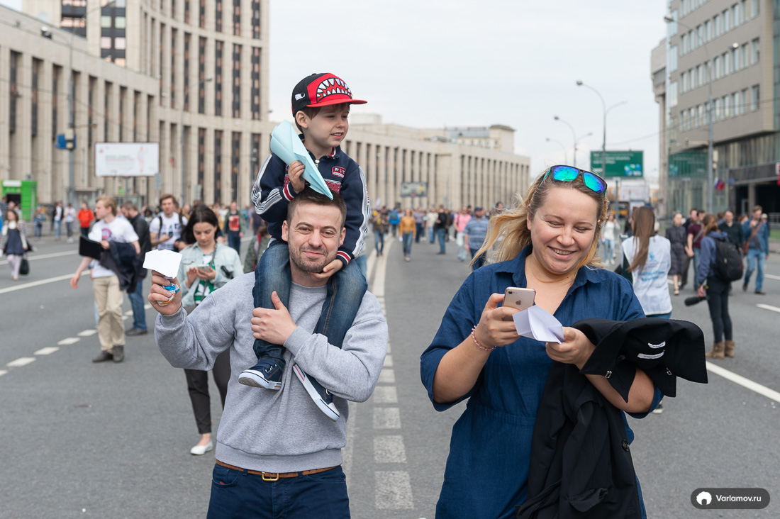 У нас завёлся предатель? сцены, протеста, происходит, инаугурации, растёт, позвольте, Сахарова, Большой, человек, пришли, думаете, проспект, неделю, Некоторые, Дурова, российским, триколором, целом, народные, походило