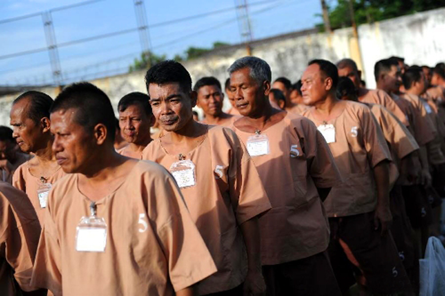 Что ждет Рыбку и Лесли в тайской тюрьме тюрьмы, здесь, чтобы, только, Таиланде, очень, могут, тюрьму, тайской, zalajkowanepl, всего, kutvcom, хорошо, может, смогут, тюрьме, специально, Врача, кроватей, любой