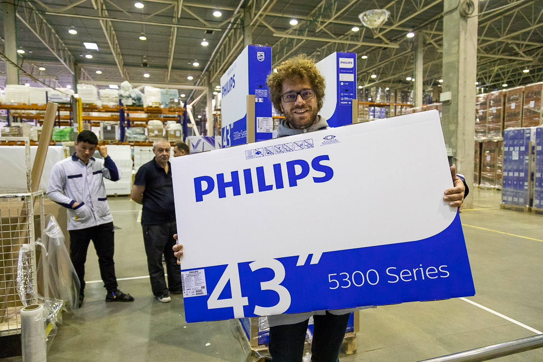 Сделано в России: как собирают телевизоры Philips и AOC 