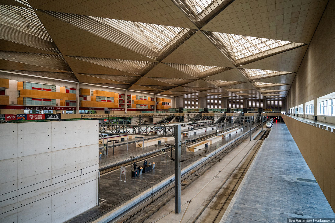 Испания: вокзалы, АЗС-киоски, 