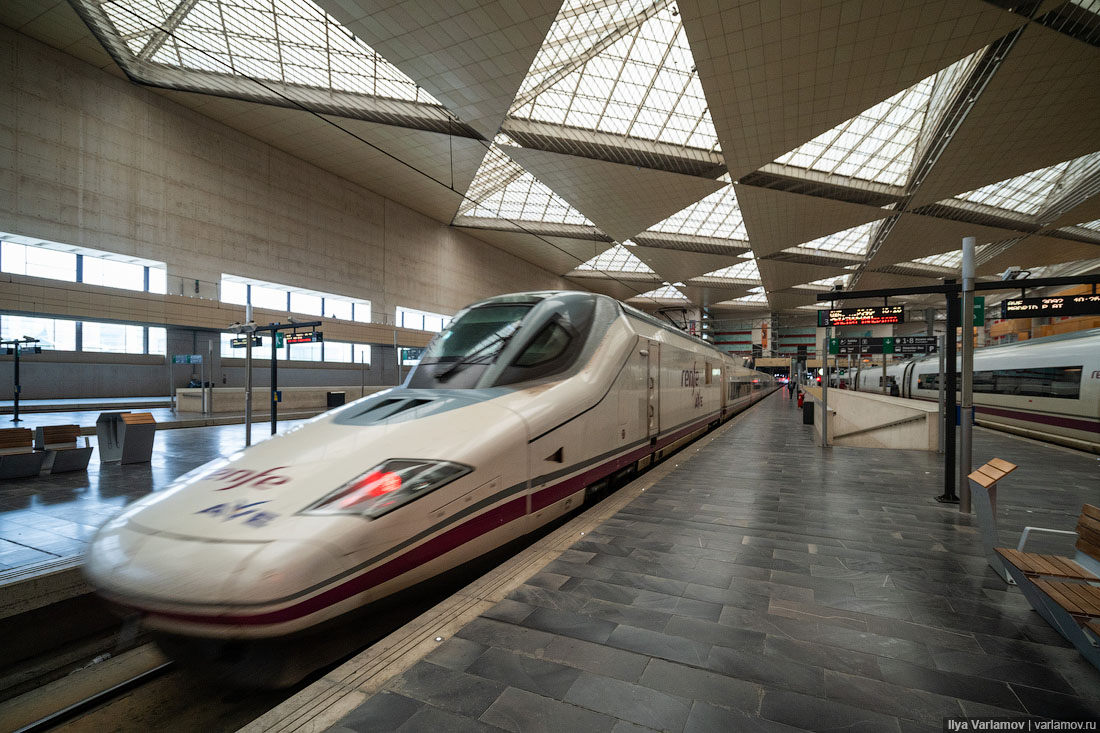 Испания: вокзалы, АЗС-киоски, 