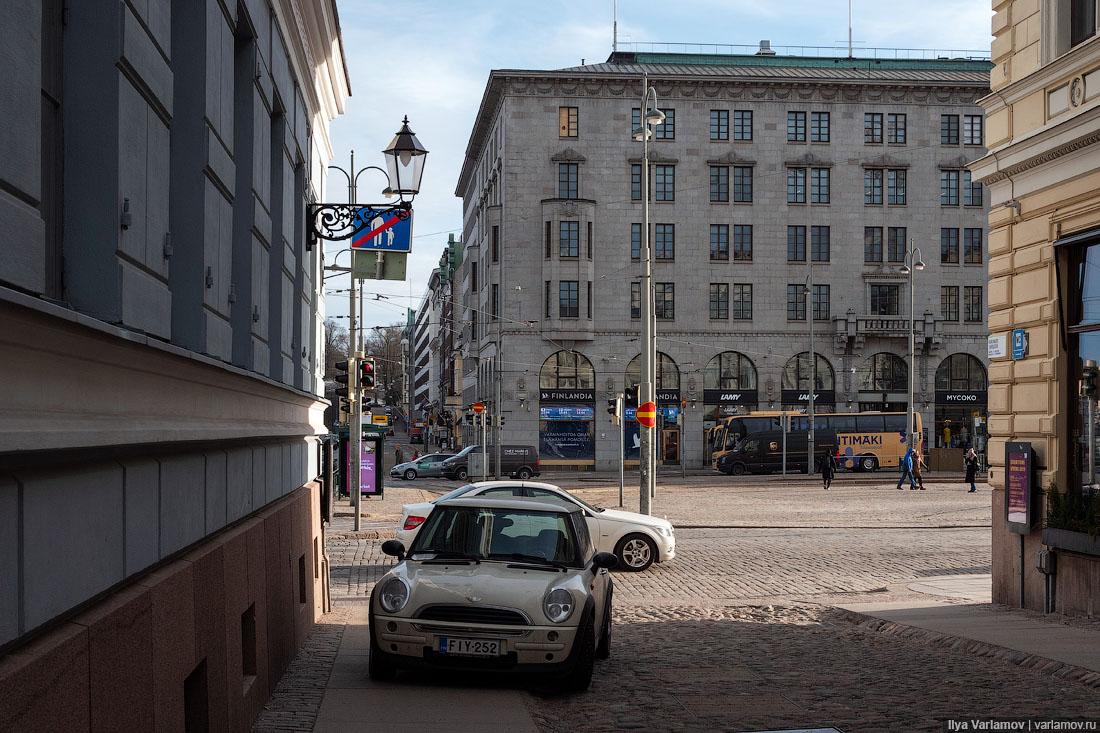 Хельсинки: школа, бассейны, двери можно, Финляндии, очень, Хельсинки, только, двери, чтобы, улицах, трамвай, время, Финны, собор, многих, город, дворе, пластик, перед, знают, здесь, изучить