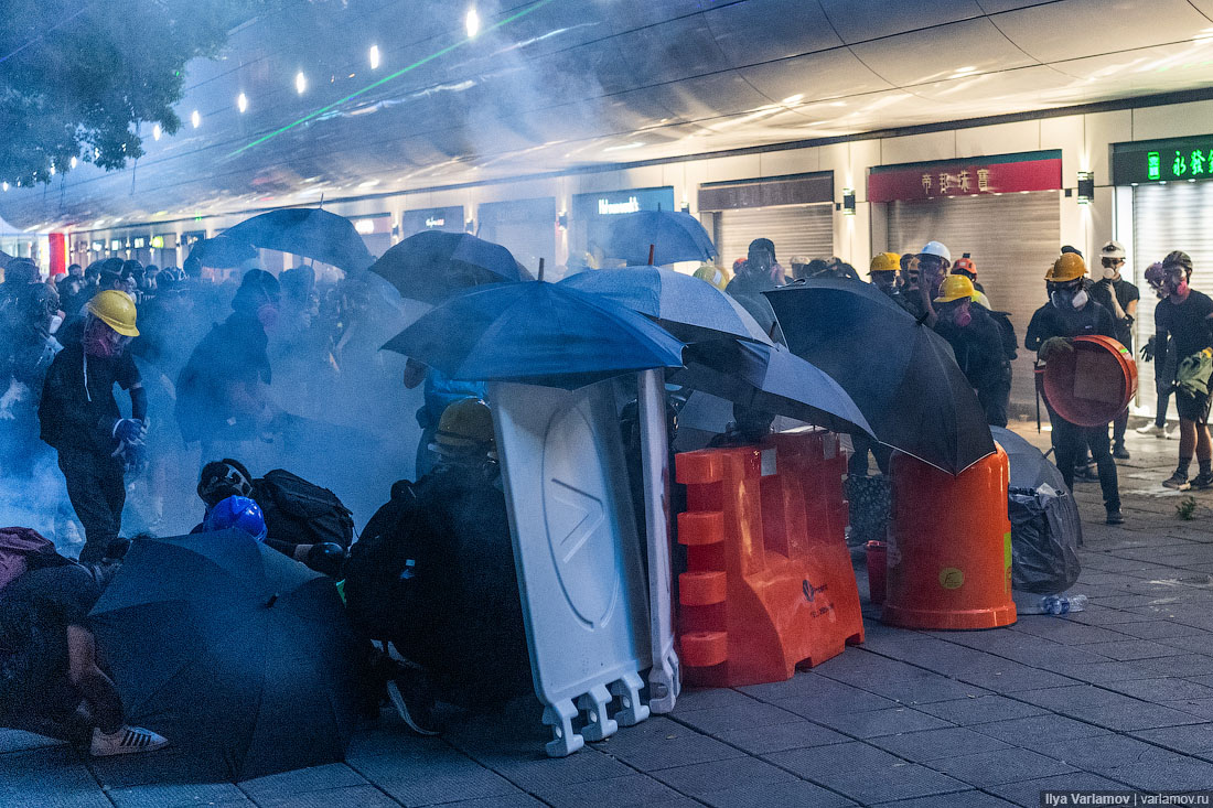 Тактика эффективных протестов и как их разгонять протестующие, Гонконге, Протестующие, очень, протестующих, чтобы, когда, полиция, полиции, время, полицейские, Гонконга, просто, довольно, Иногда, демонстрантов, людей, города, протестов, Dapiran