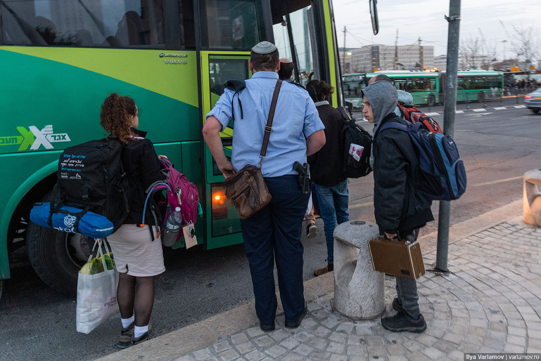 Общественный транспорт Израиля: трамваи, электроскейты и шаббат Израиле, транспорта, практически, здесь, между, очень, активно, стране, Иерусалима, стали, Здесь, сутки, трамвая, такой, машины, шаббат, время, людей, встречаются, решение