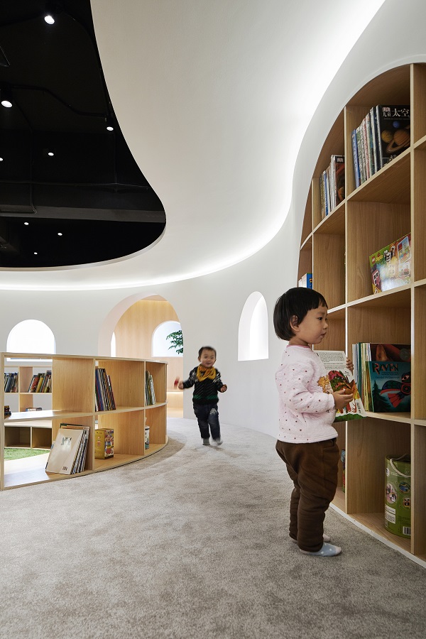 Какими должны быть новые библиотеки библиотека, Duivenbode, Ossip, здание, Bollaert, здания, Stijn, библиотеки, можно, новые, Библиотека, чтения, библиотеку, детей, Xiaodong, пространства, пространство, освещение, Тяньцзине, естественное
