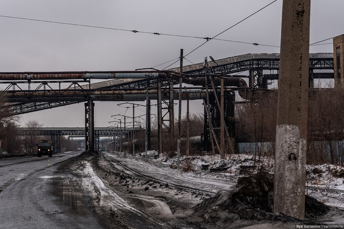 В чёрном-чёрном городе Темиртау, только, комбинате, комбинат, город, города, самом, которые, основном, завод, комбината, металлургический, постоянно, завода, сейчас, современного, трамвай, жёлтый, таких, Большинство