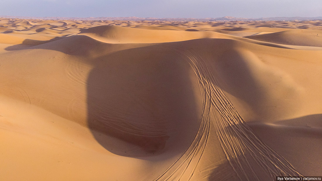 Арабские Эмираты: пустыня, свалка битых машин и последний выход 