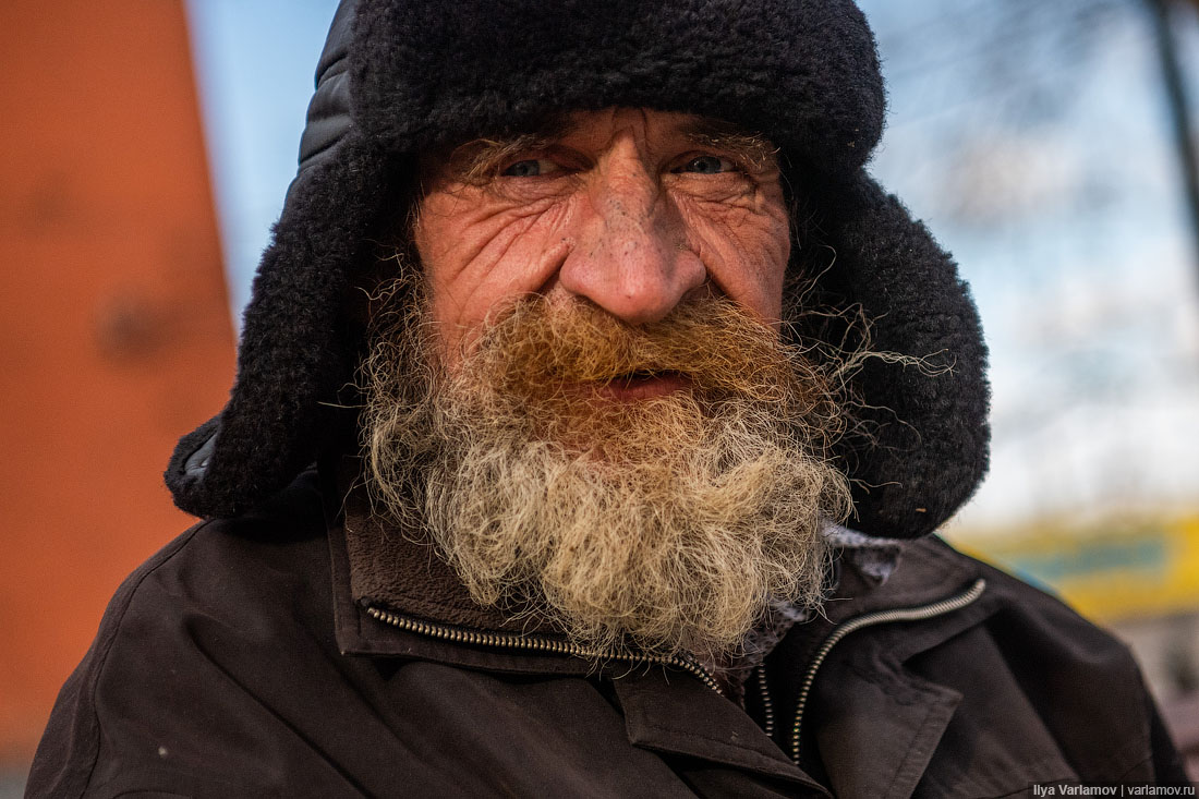 Как выжить на улице в пандемию: бездомные Москвы и кто им помогает 