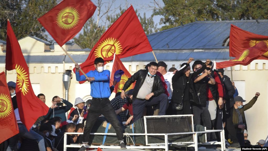 Революция за один день: может ли Киргизия стать примером для Белоруссии? 