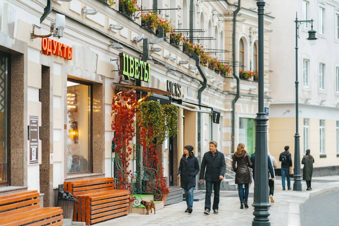 Moscow moscow немецкая. Остоженка 7. Москва (Остоженка) квартал. Магазин Виру на Остоженке. Остоженка 25 двор.