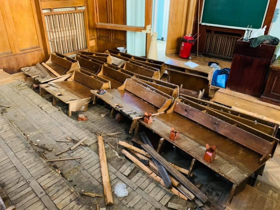 В МГУ под видом реставрации учинили погром 