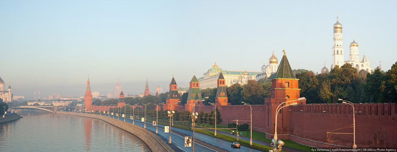 Московский рано. Москва утро башня. Москва утром 23.01.